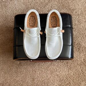 Hey Dude Men's Cream Loafers